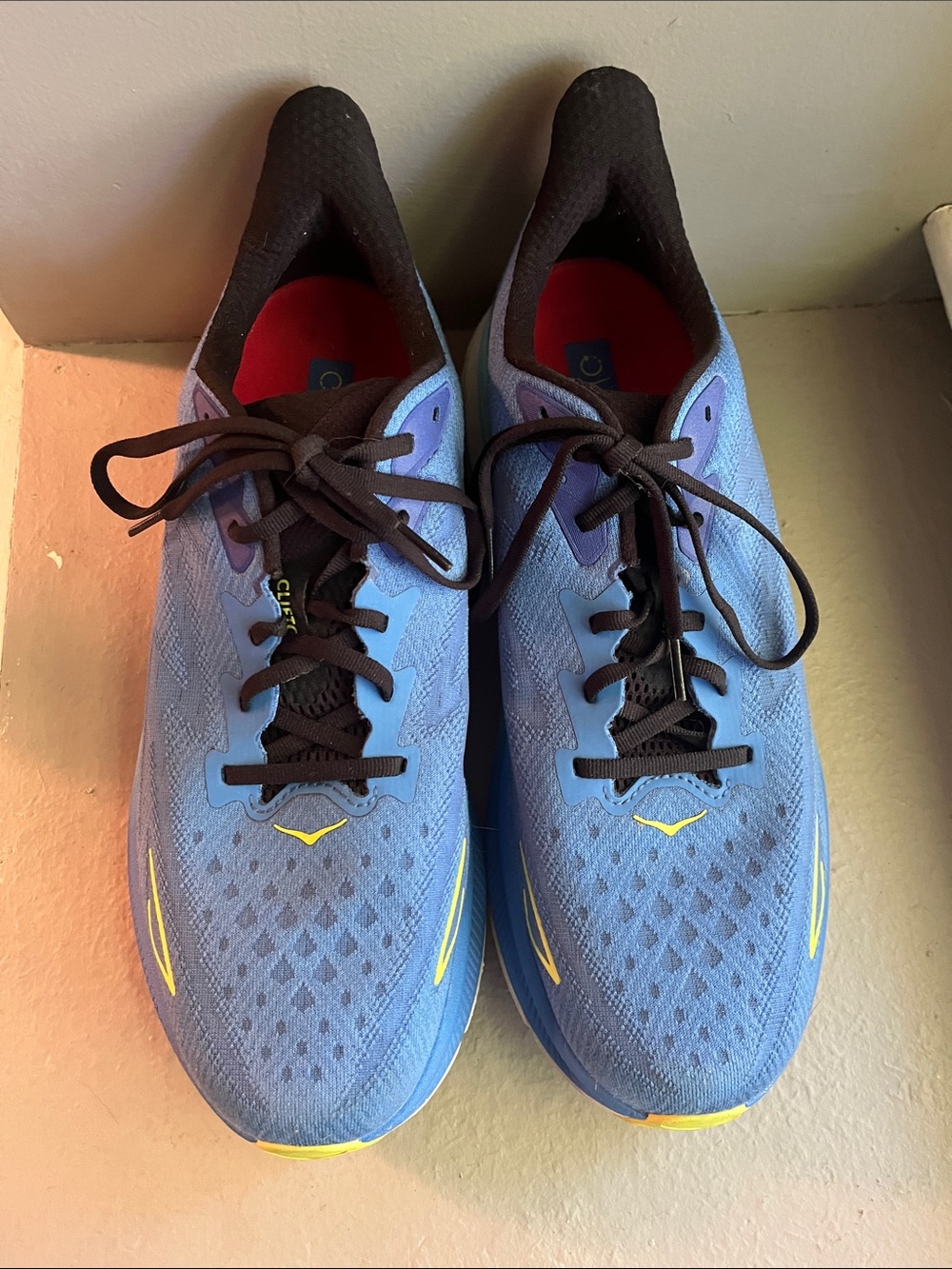 Hoka Clifton 9 Men's Blue Athletic Running Shoes with Yellow Accents